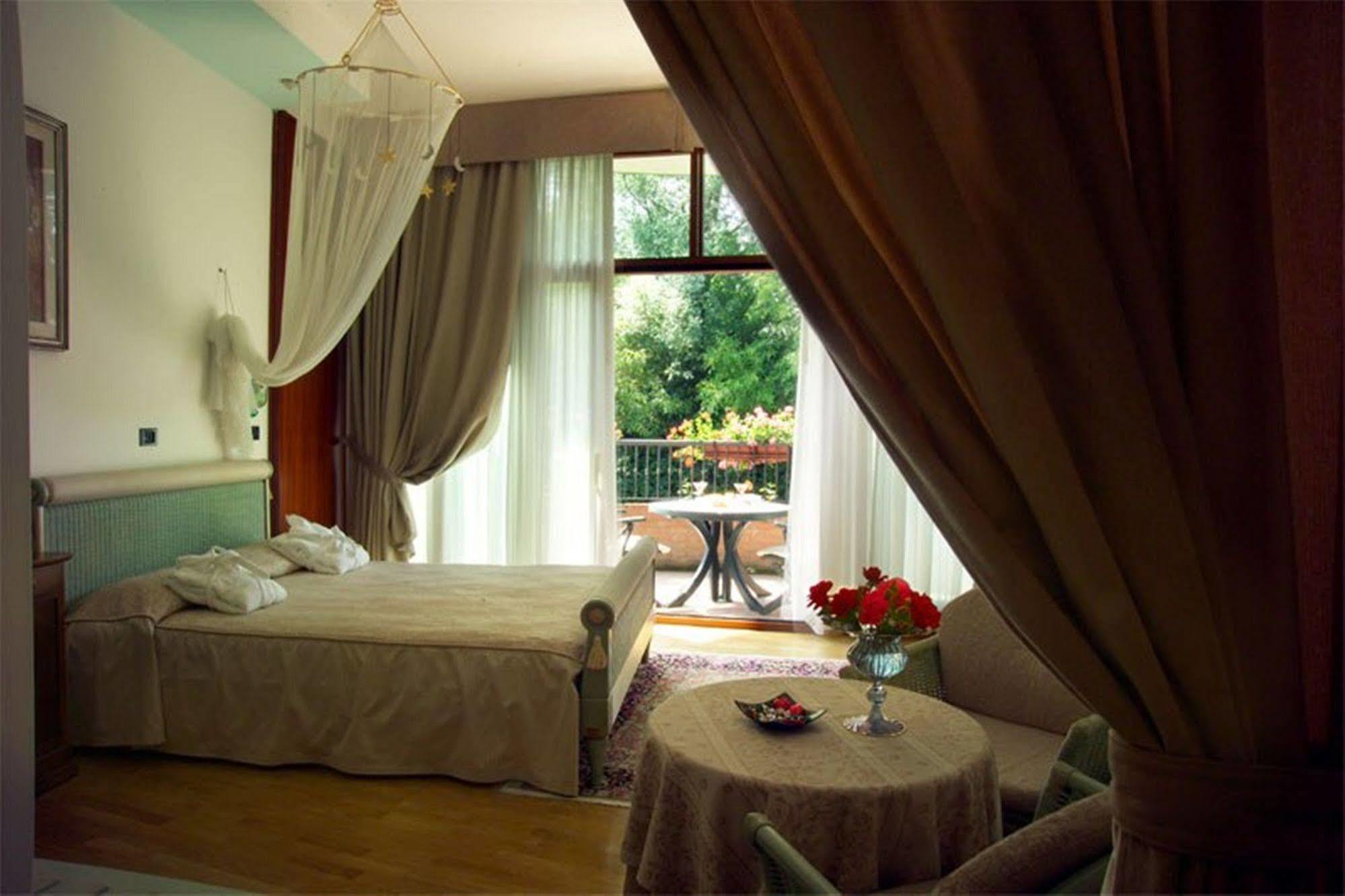 Hotel Park Junior